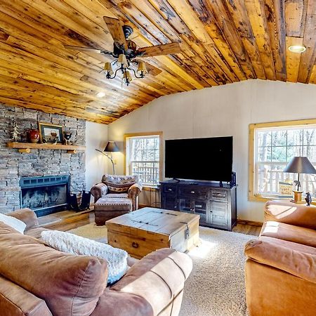Pine Woods Cabin McHenry Extérieur photo