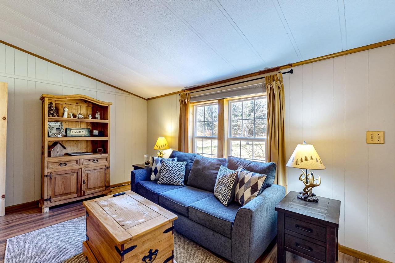 Pine Woods Cabin McHenry Extérieur photo