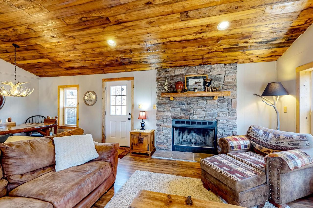 Pine Woods Cabin McHenry Extérieur photo