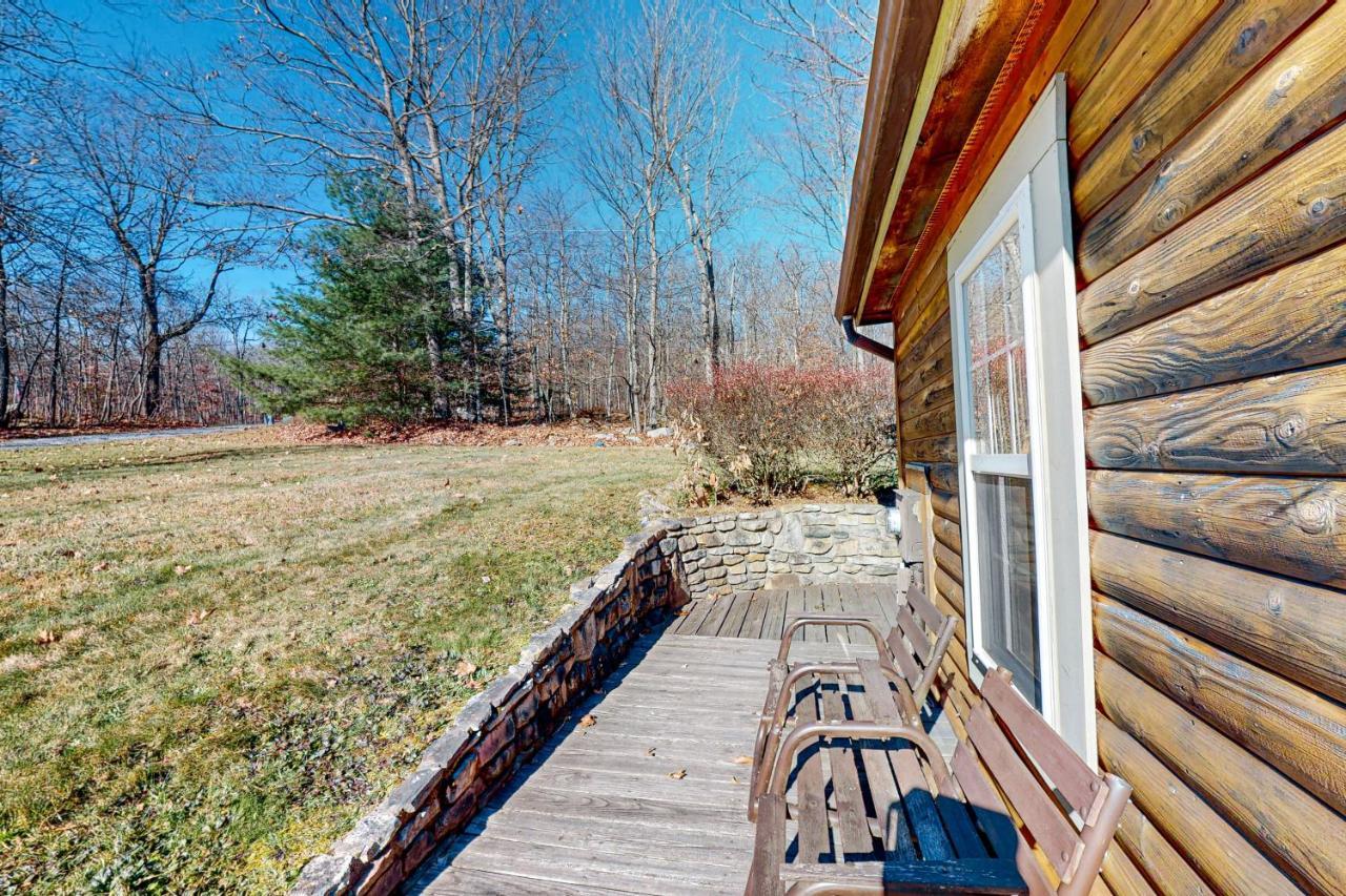 Pine Woods Cabin McHenry Extérieur photo